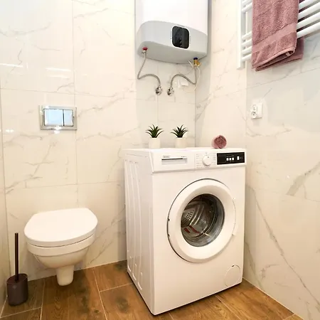 Mmrent Apartament Oliwski Mlyn 그단스크