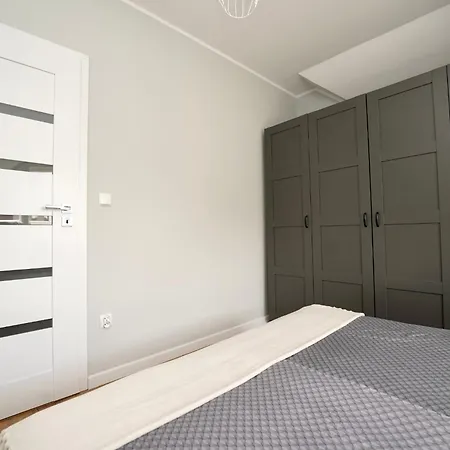 Mmrent Apartament Oliwski Mlyn * 그단스크